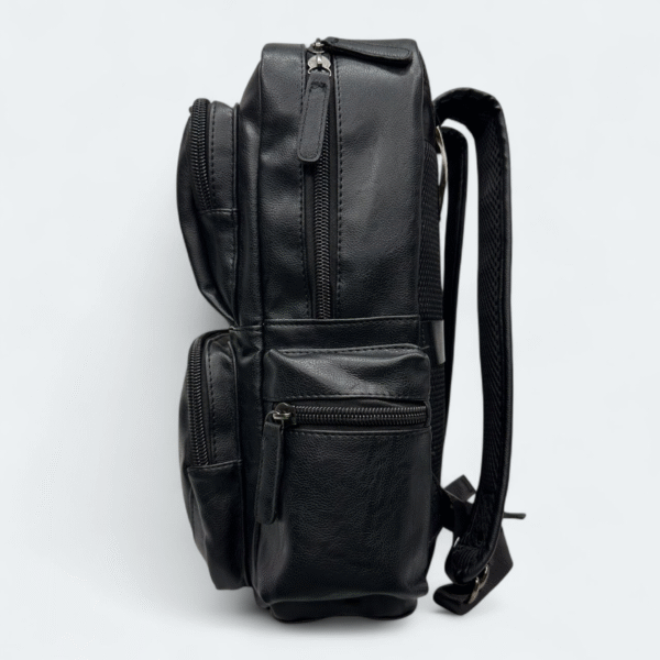 IMG_2688.HEIC (1) IMG_2688.HEIC (1)