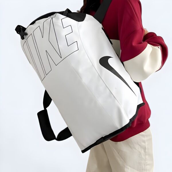 Picsart_25-10-26_15-30-33-302