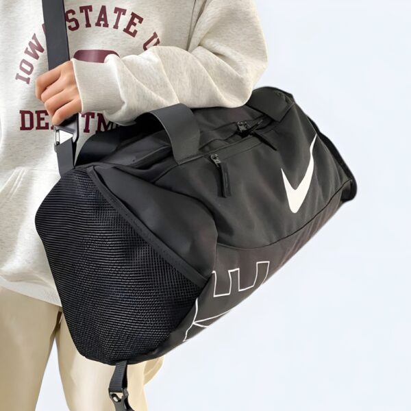 Picsart_25-10-26_16-20-46-594