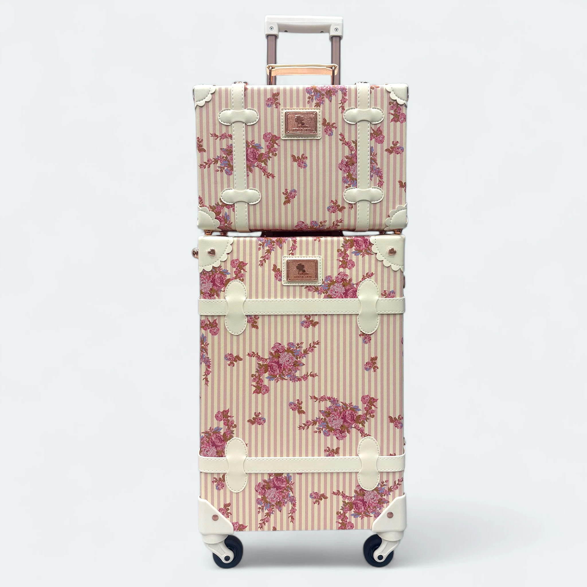 IMG_1315.HEIC Vintage Style Luggage Set With Makeup box - Classic Travel Combo Floral - Image 1