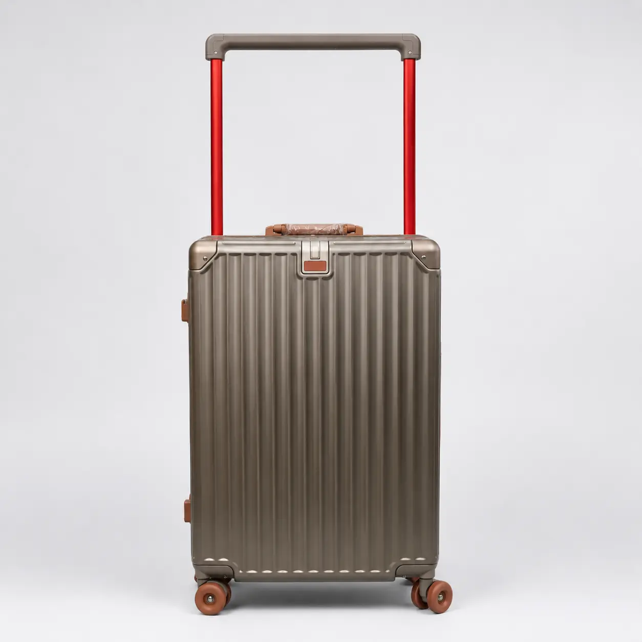 Stay Classy Premium Luggage Elegant Design, Wide Handle SP 535 Titnium Gold